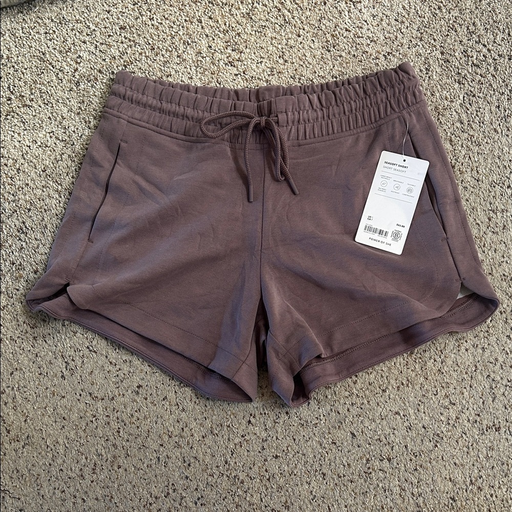 Athleta Seasoft Short, Smoky Rose Small NWT